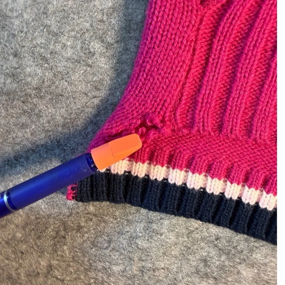 N/A vibrant pink